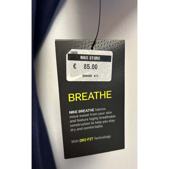 NWT Womens Nike Nike Paris Saint German PSG 2018, Size S - Picture 9 of 10